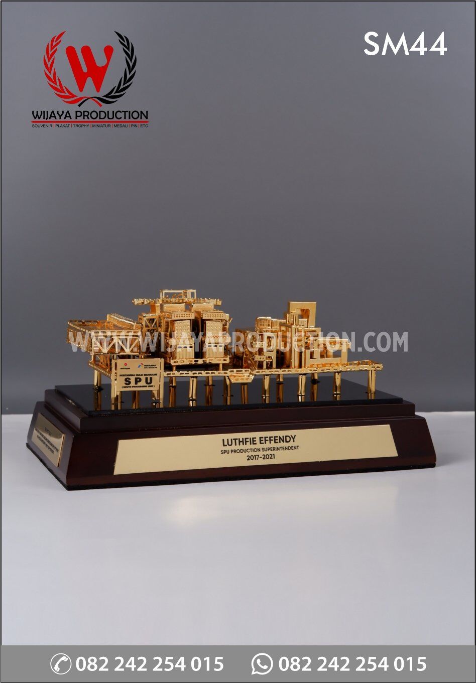 Souvenir Miniatur Pertamina Hulu Mahakam