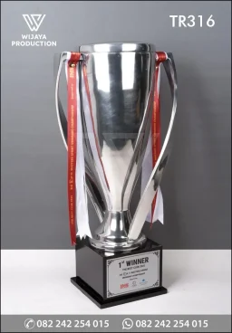 Piala 1st Winner Maste...