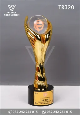 Piala The Best Product...