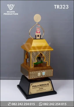 Piala Bergilir MTQH Ke...