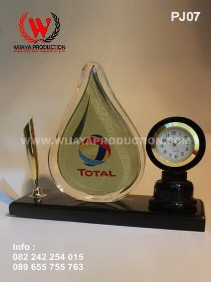 Plakat Jam Pen Holder Total