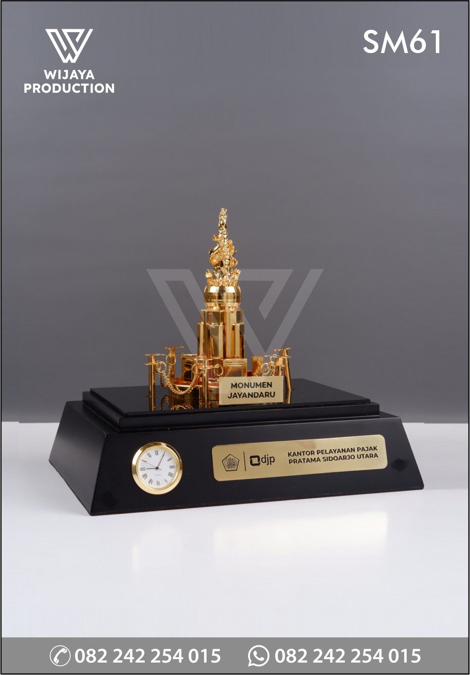 Souvenir Miniatur Monumen Jayandaru