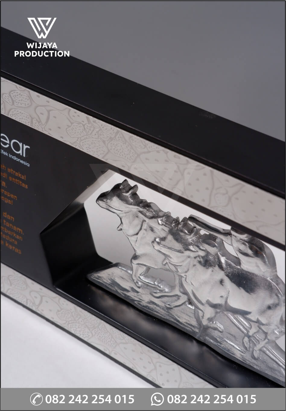 Detail Plakat Logam IDClear
