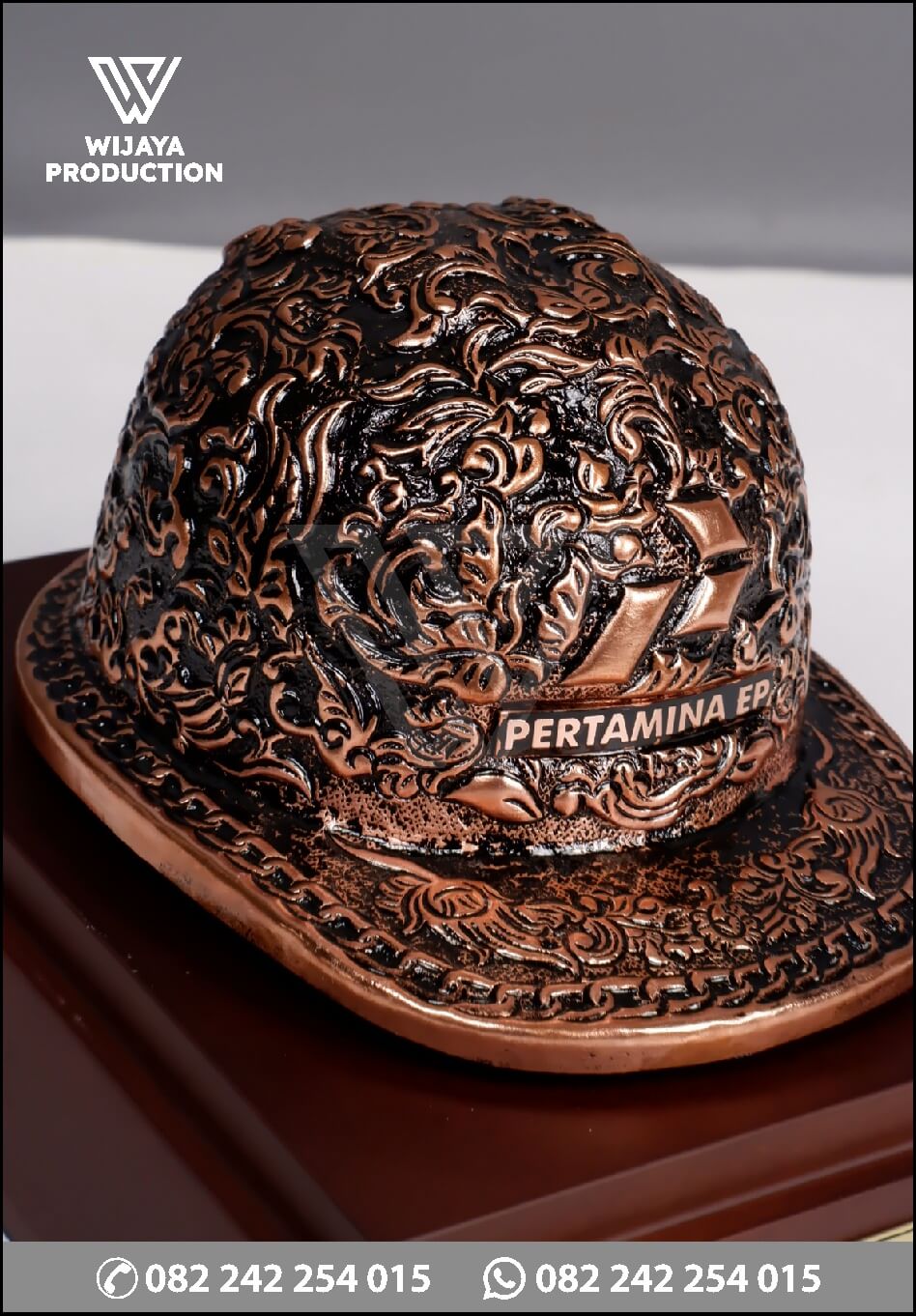 Detail Souvenir Helm Ukir Pertamina EP