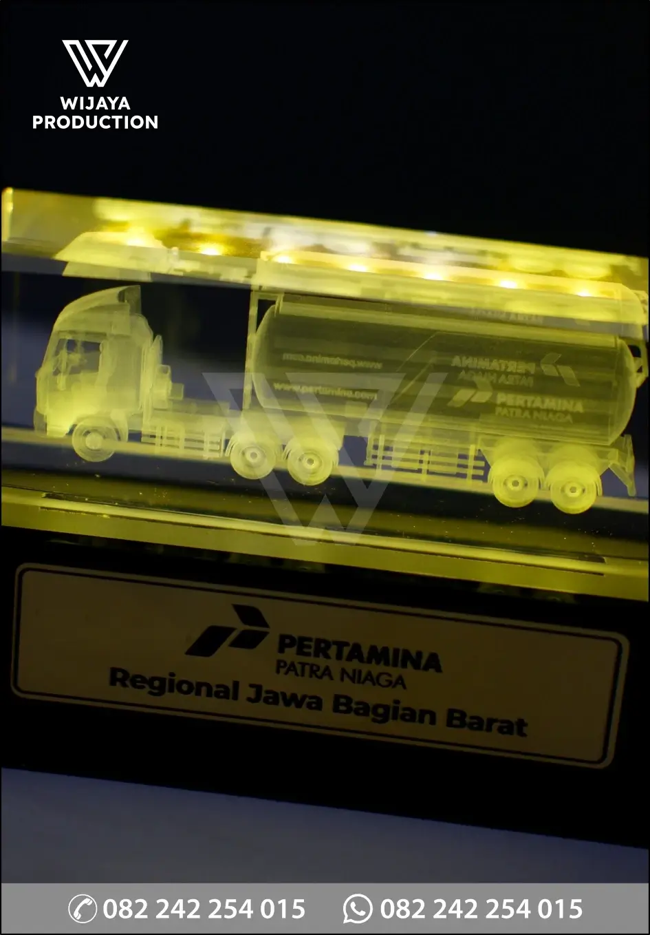 Detail Plakat Kristal Truk Tangki Pertamina