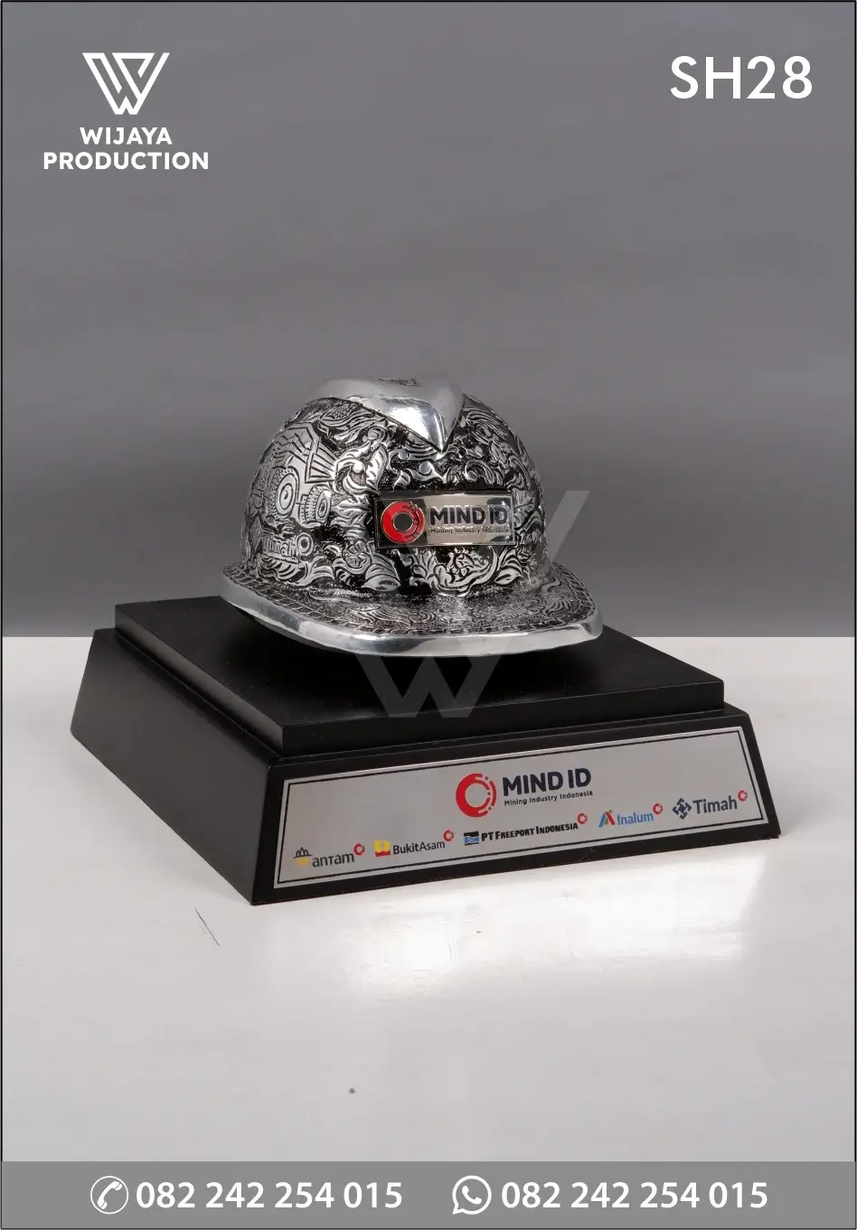 Souvenir Helm Ukir Mining Industry Indonesia