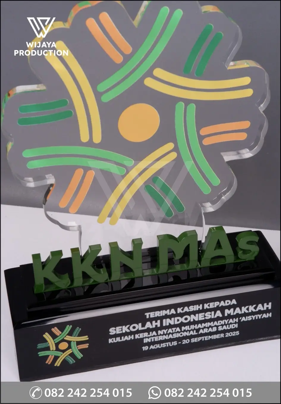 Detail Plakat Akrilik KKN Muhammadiyah Aisyiyah Internasional Arab Saudi