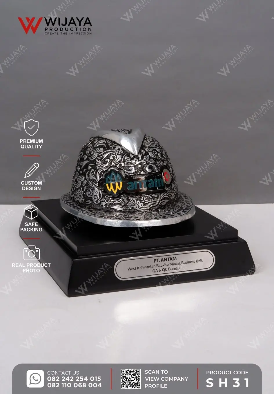 Souvenir Helm Ukir PT Antam
