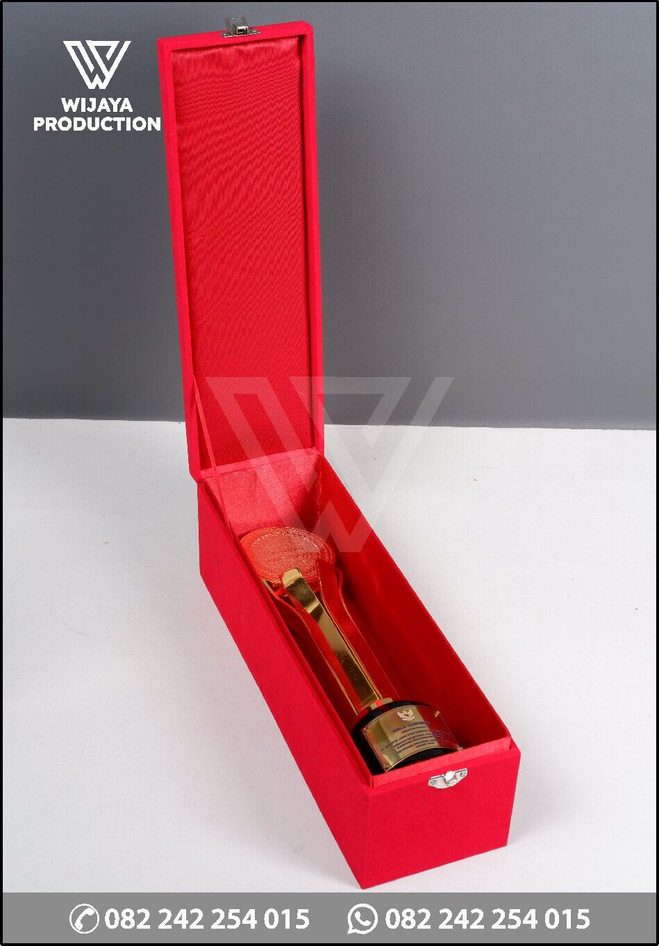 Box Piala CSR Award Jawa Tengah