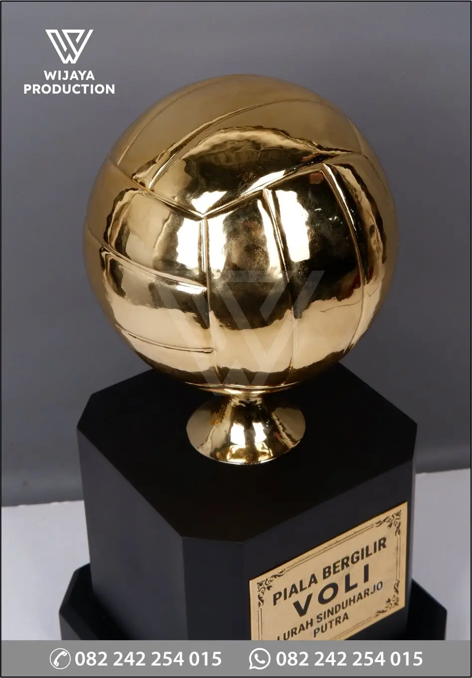 Detail Piala Bergilir Voli Lurah Sinduharjo