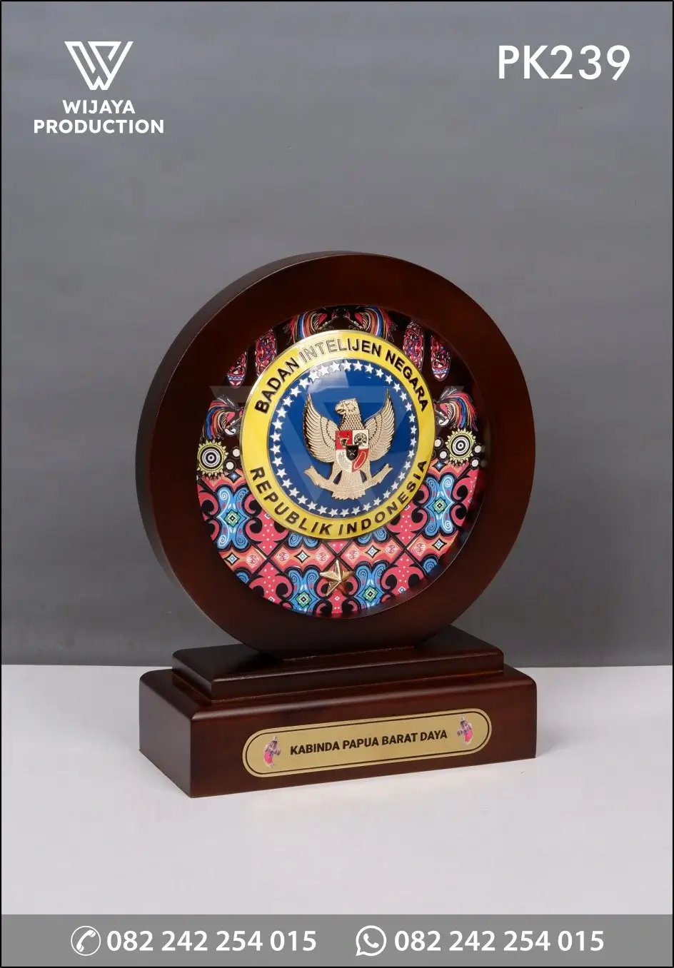 Plakat Kayu Bulat BIN Kabinda Papua Barat Daya