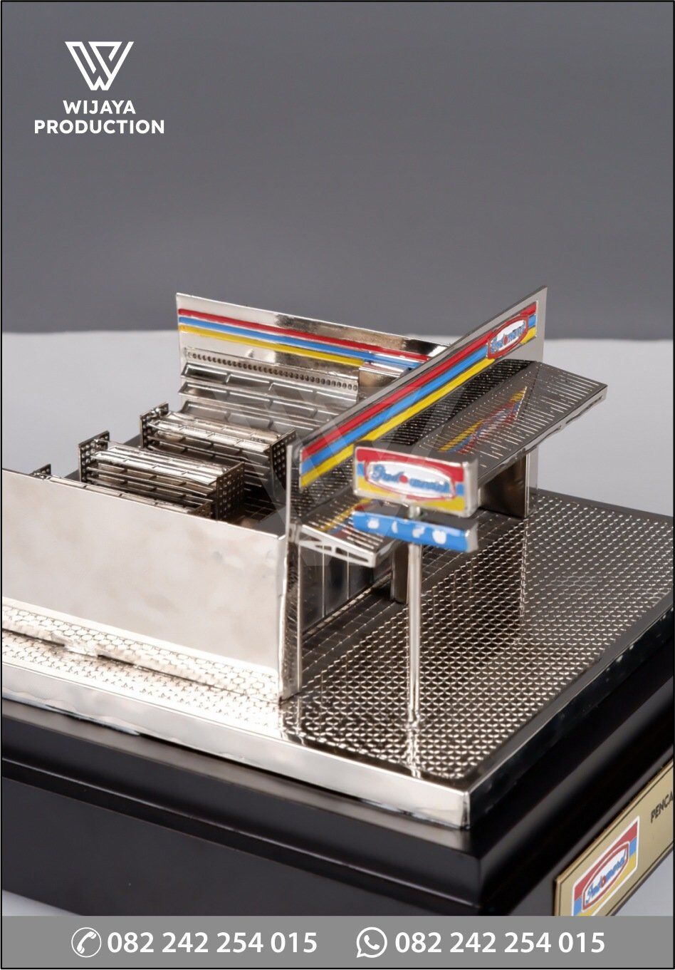 Detail Souvenir Miniatur Indomaret